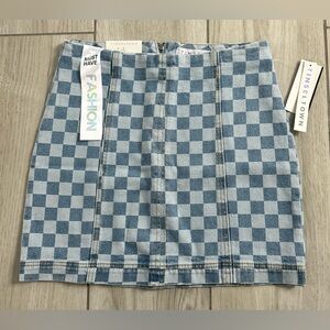 NWT. Tinseltown Checkered Denim Mini Skirt
